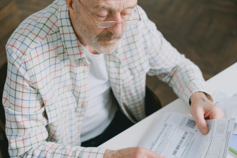 At Least 58% of Forgotten Pension Benefits Belong to Workers Who Changed Industries Before Vesting - Featured image