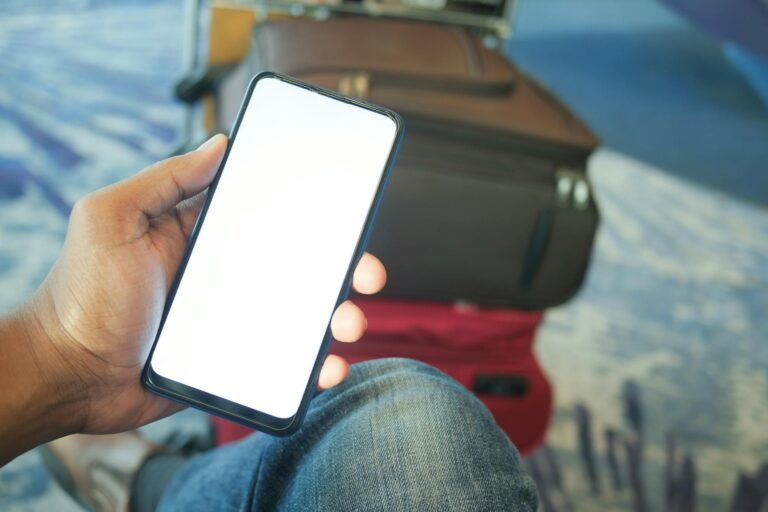 Fact Check: Is the Unclaimed Baggage Center in Alabama Really Selling Lost Airport Items? Yes and Some Are Worth Over $5,000 - Featured image