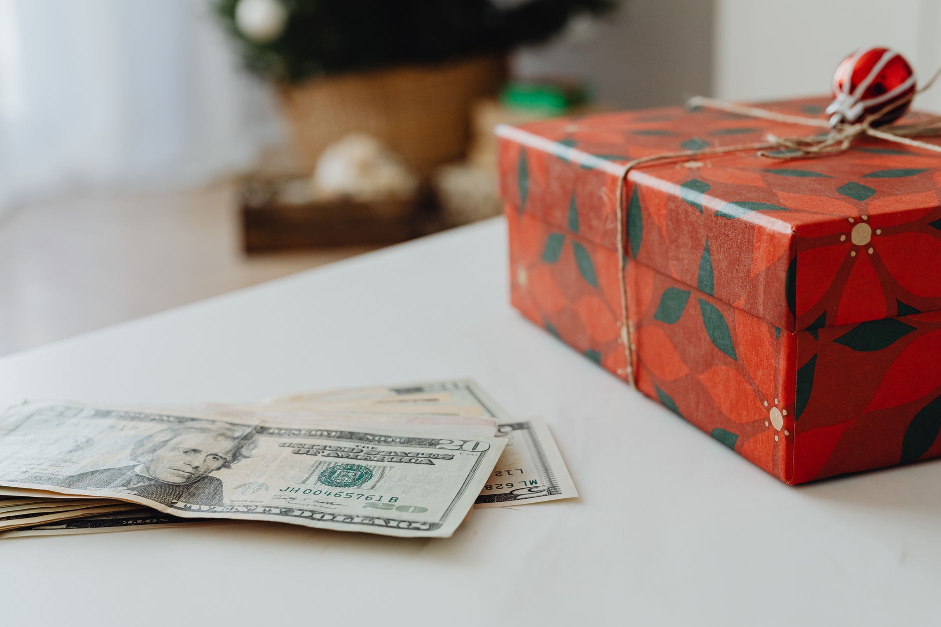 How Do Gift Savings Bonds Get Lost and Become Dormant?