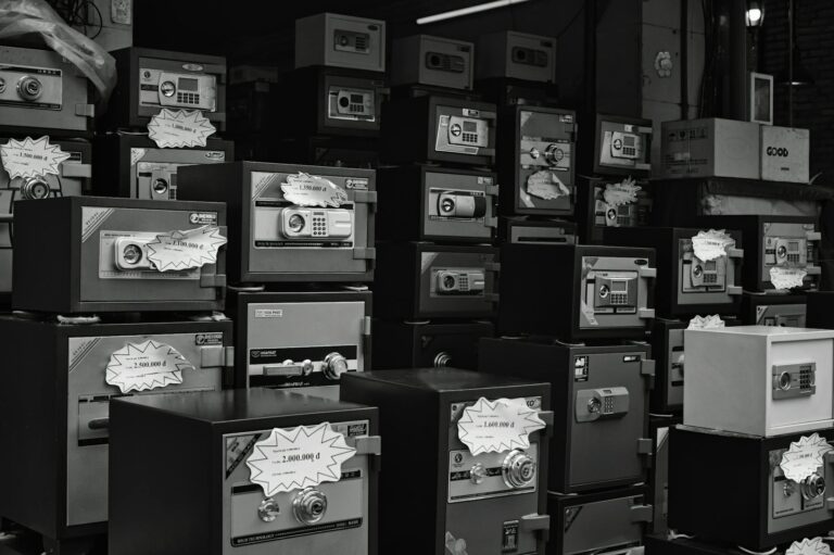 The Forgotten Safety Deposit Box Crisis Explained in One Statistic: States Auction Off 500,000 Boxes Per Year - Featured image