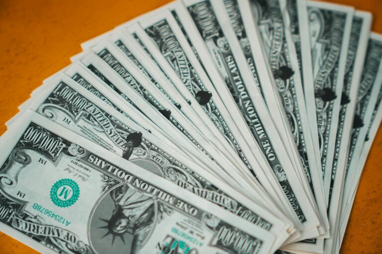 You Might Have Unclaimed Money From Overpaid Bills Without Knowing - Featured image
