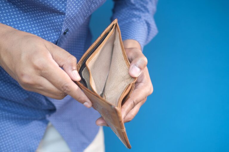 Bankruptcy Trustee Checks: How to Claim Unclaimed Funds Owed to Creditors - Featured image
